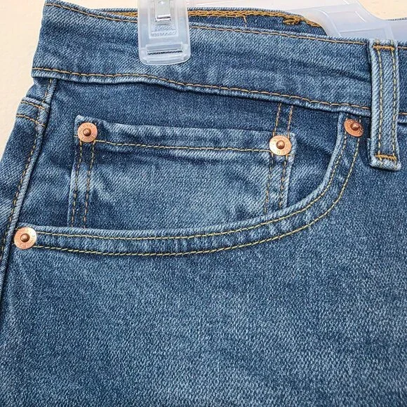 Levi's Men's 505 Jean Regular Fit Straight Leg Stretch Sizes 38x32, 40x30, 42x32 - Picture 12 of 12